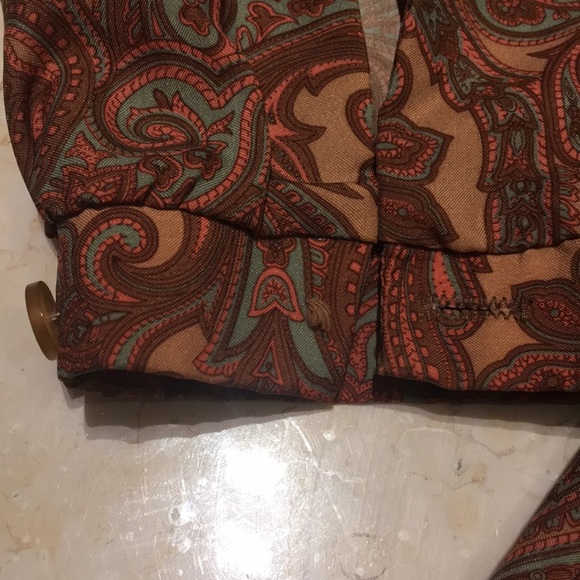 VINTAGE Paisley Button Down - Picture 5 of 7